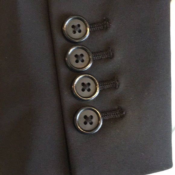 Tahari like new jacket - Picture 4 of 6